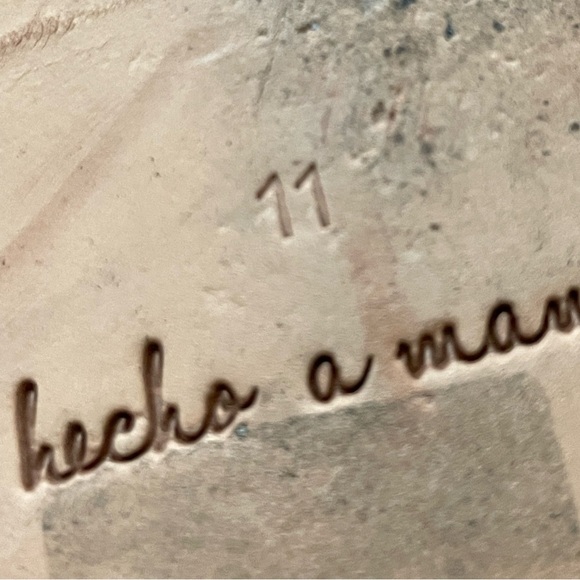 Beek Finch All-Leather Toe Ring Sandals Womens Size 11 Snake Skin Print - Picture 8 of 8